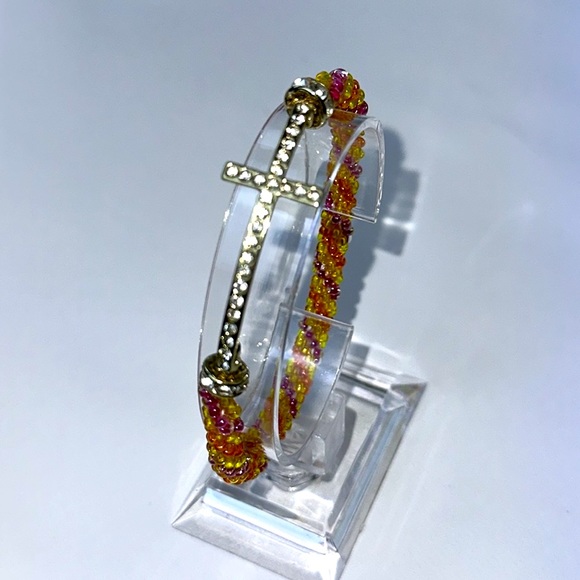 Glass Bead Roll On Rhinestone & Silver Tone Cross Bracelet. - Picture 3 of 8